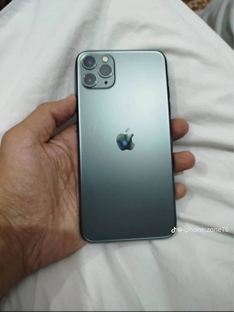 Apple iPhone 11 Pro Max 0
