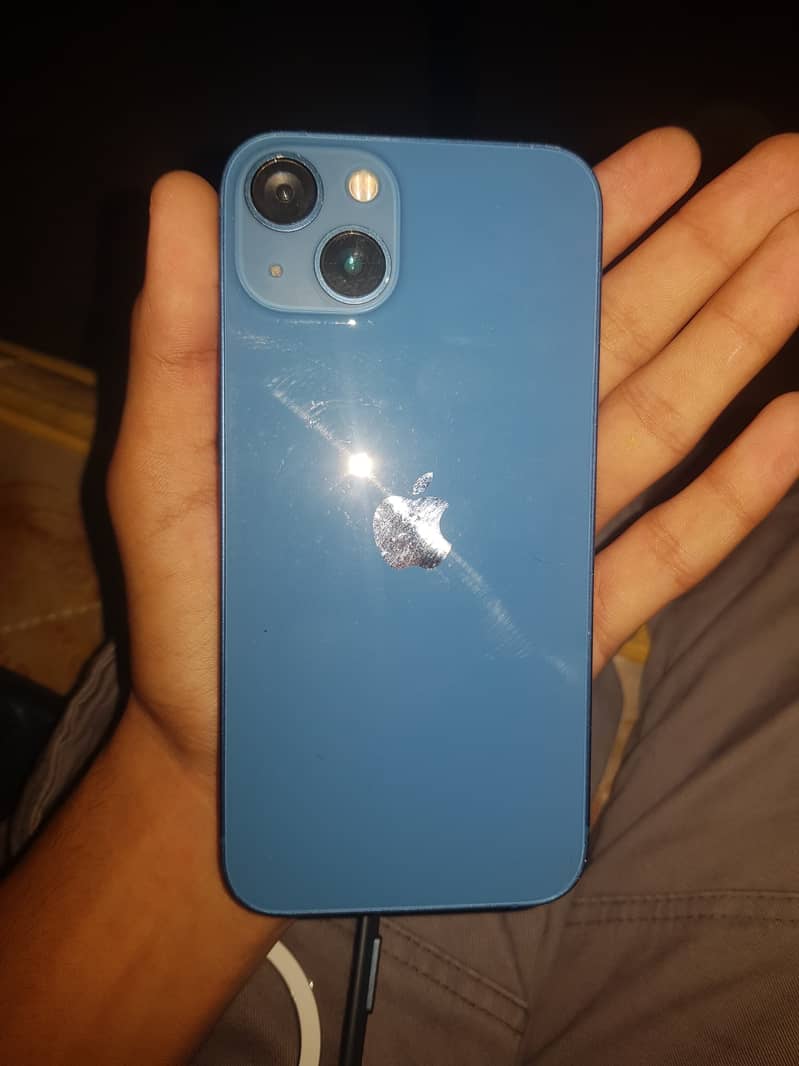 Apple iPhone 13 0