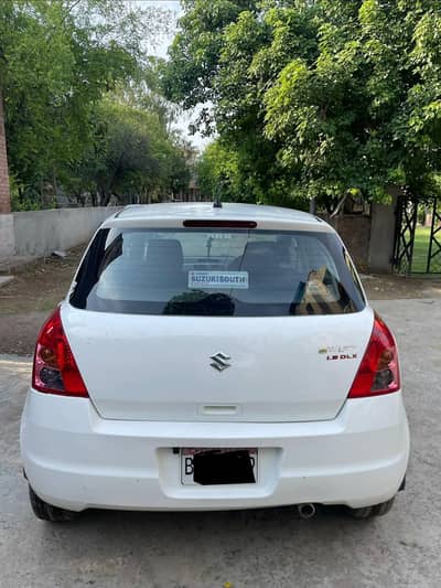 Suzuki Swift 2017 DLX