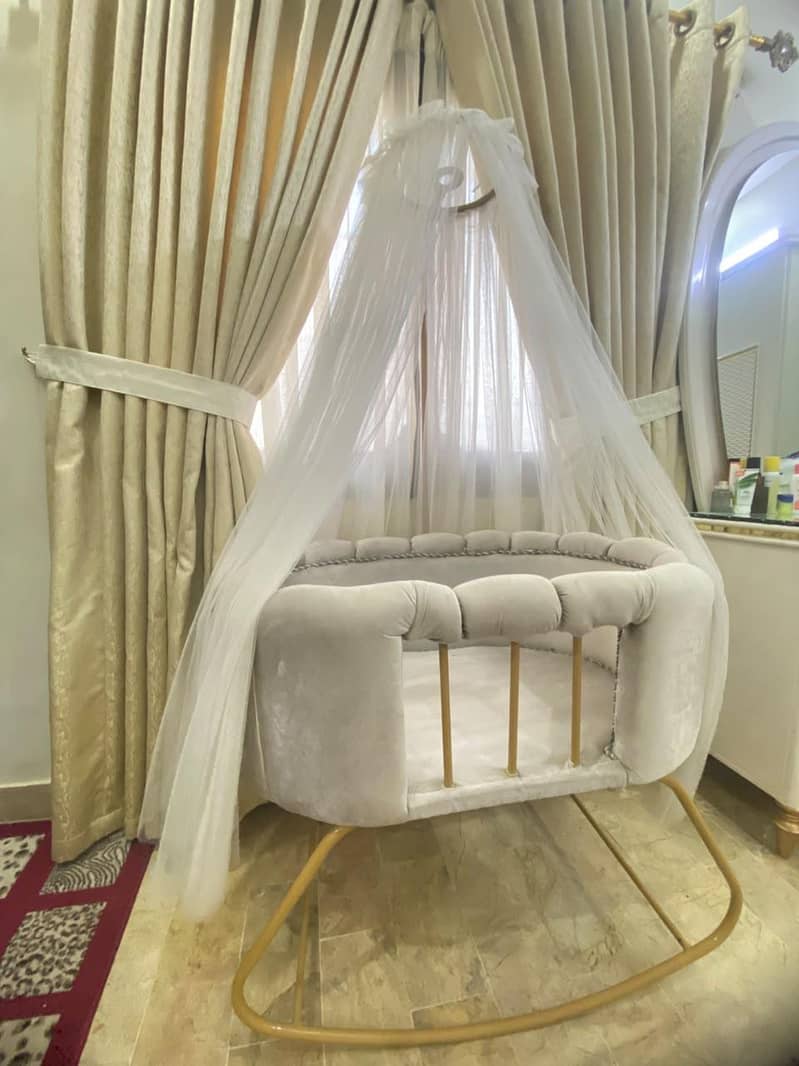 Baby Cot 2