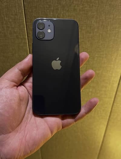 Apple iPhone 12