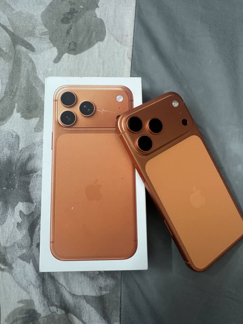 Apple iPhone 17 Pro Max 0