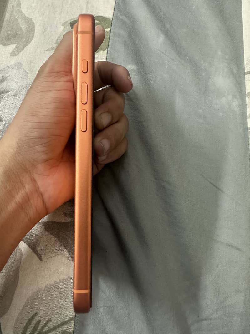 Apple iPhone 17 Pro Max 1