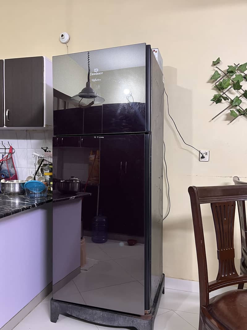 DAWLANCE FRIDGE 4