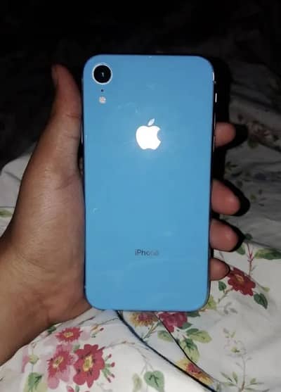 Apple iPhone XR