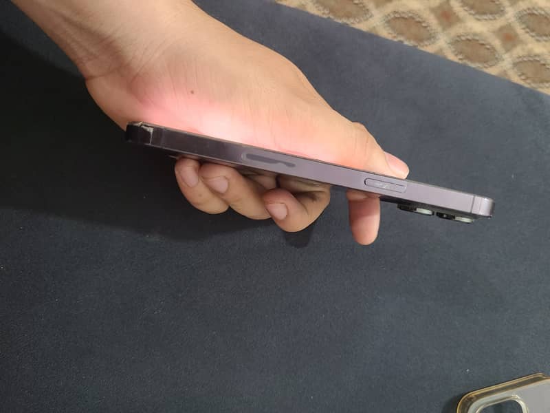 Apple iPhone 14 Pro Max 3