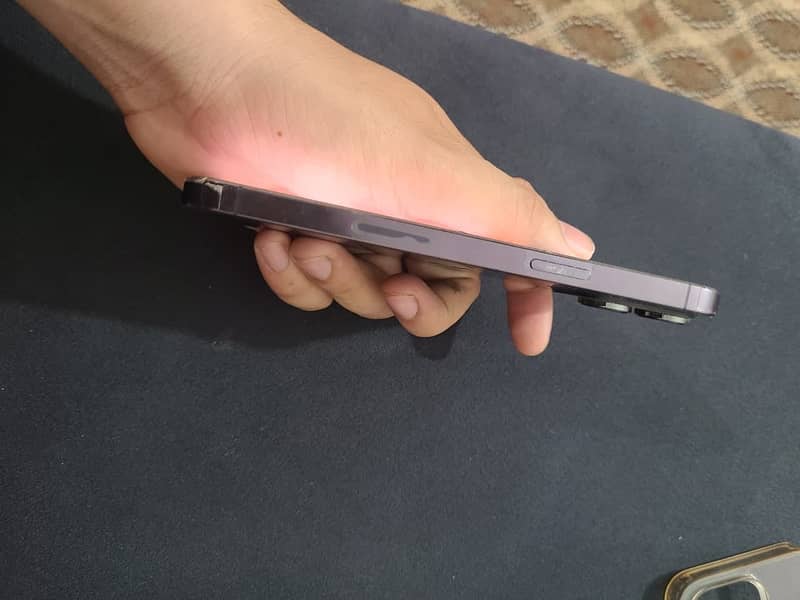 Apple iPhone 14 Pro Max 7