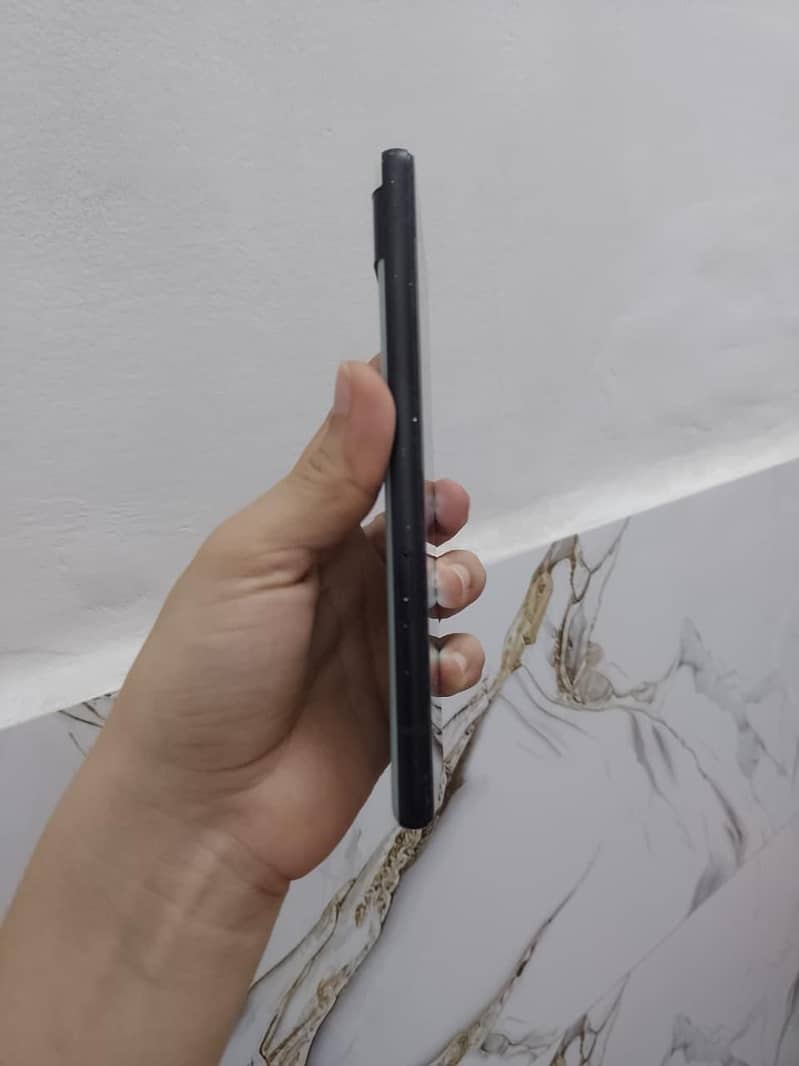 Google Pixel 6a 4