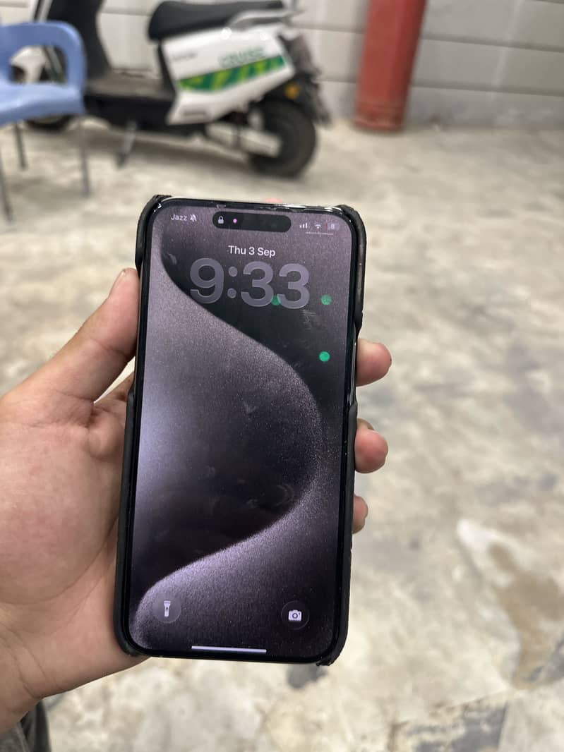 Apple iPhone 15 Pro Max 1