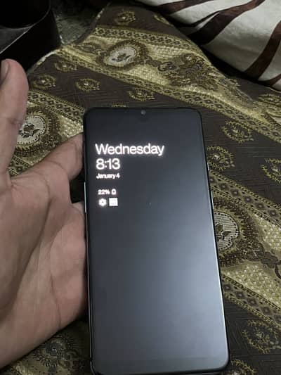 OnePlus 7T – 8GB / 128GB