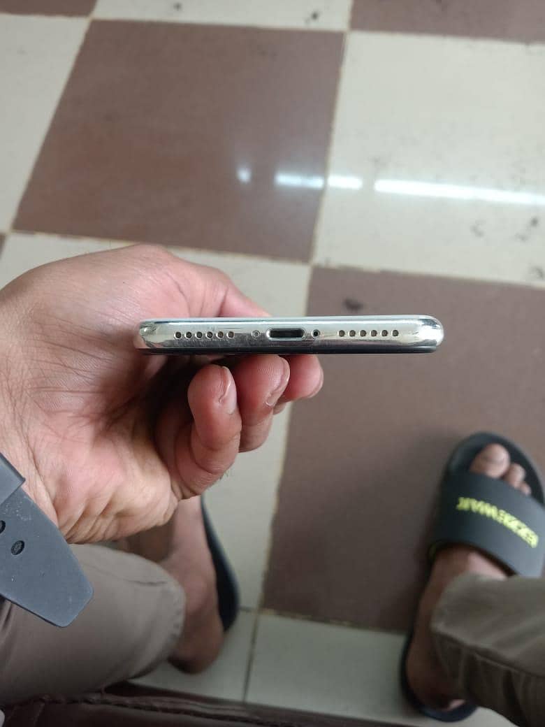 Iphone x 4