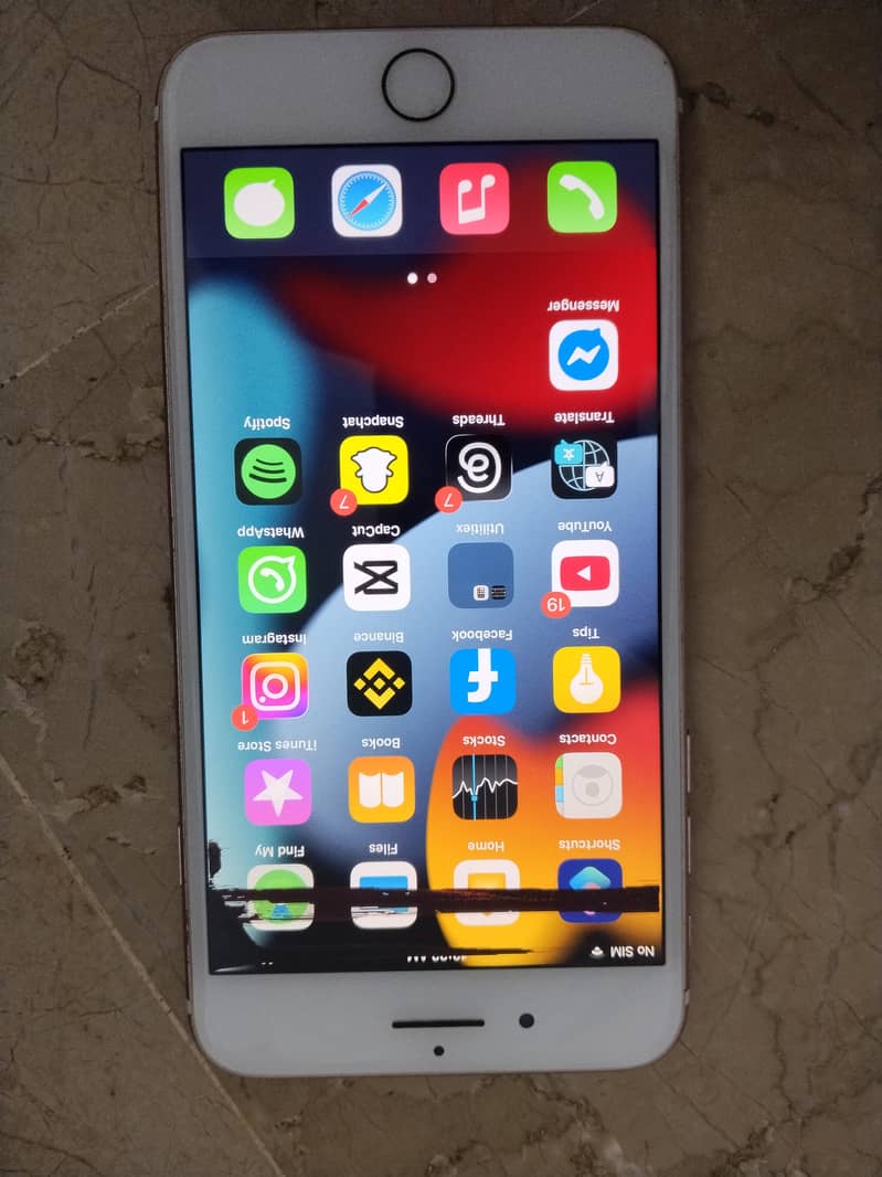 Apple iPhone 7 Plus 6