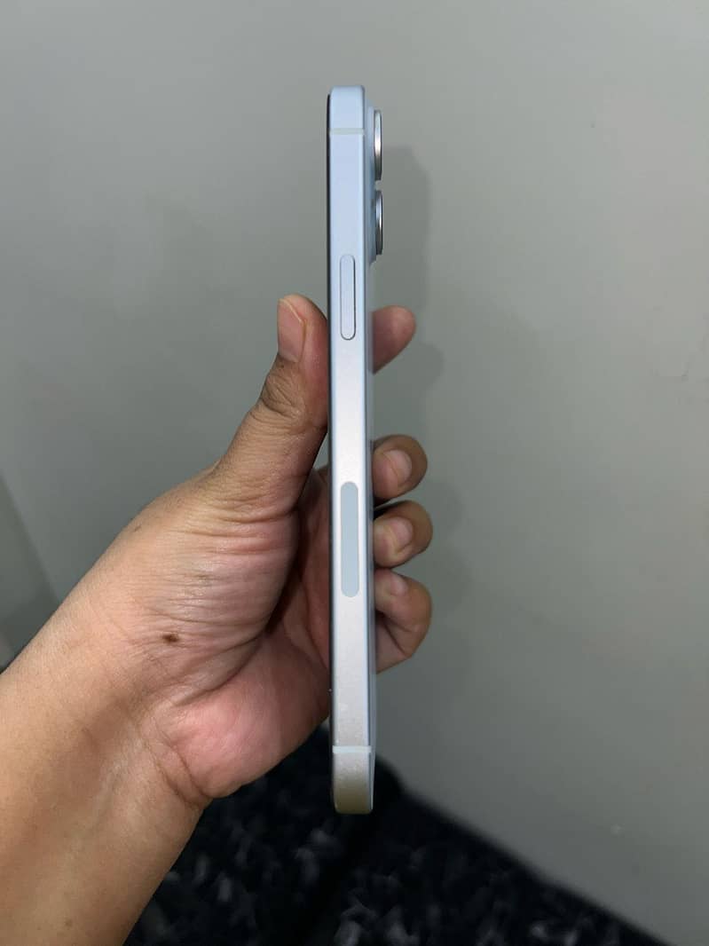 Apple iPhone 15 plus 2