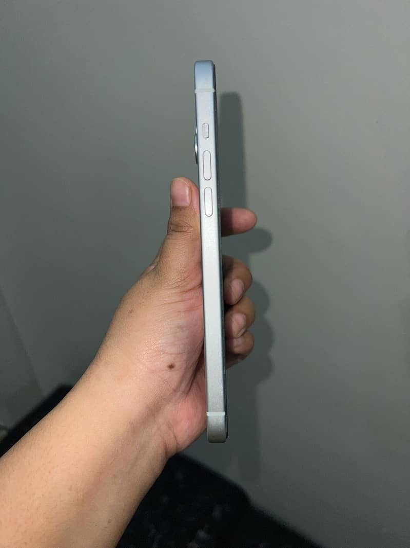 Apple iPhone 15 plus 3