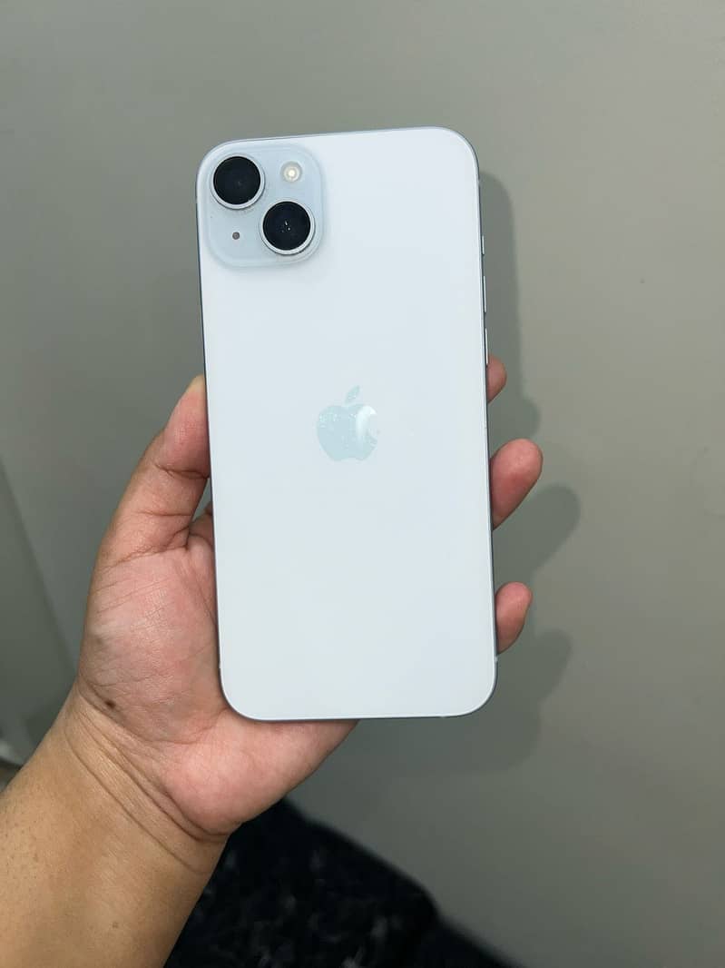 Apple iPhone 15 plus 9