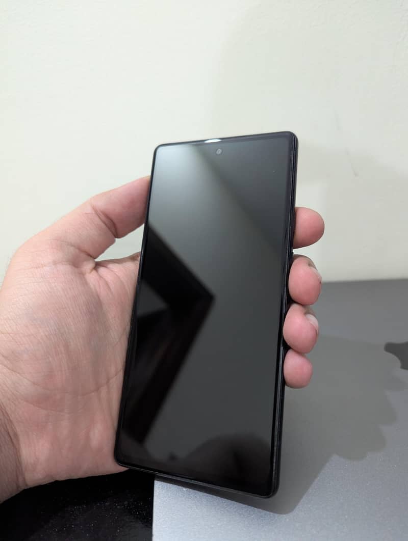 Google Pixel 6a 5