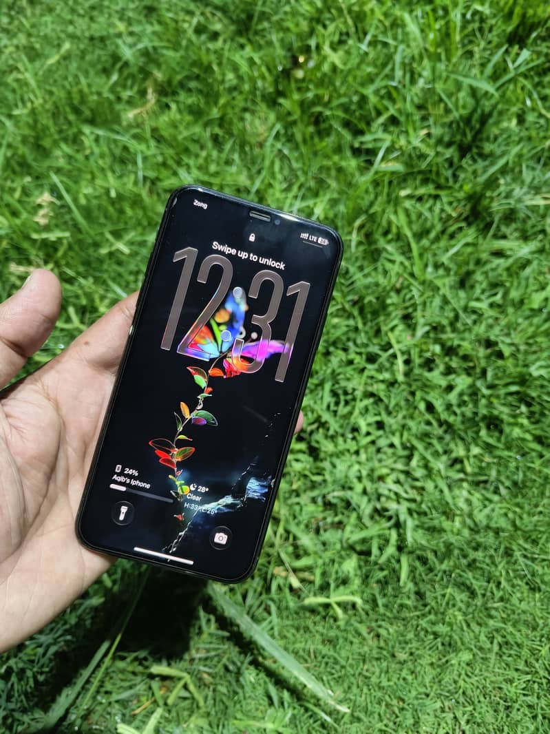 Apple iPhone 11 Pro Max 5