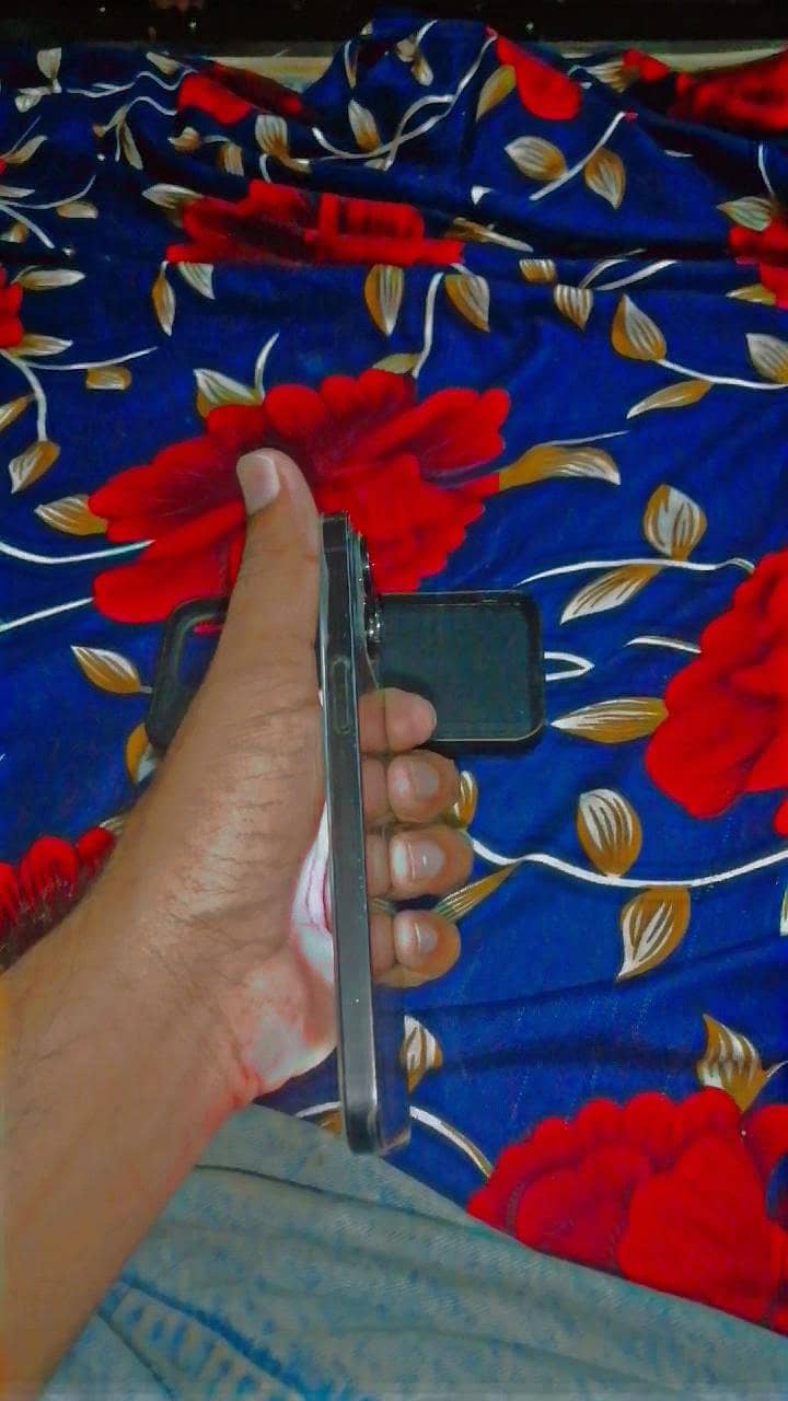 Apple iPhone 14 Pro Max 2