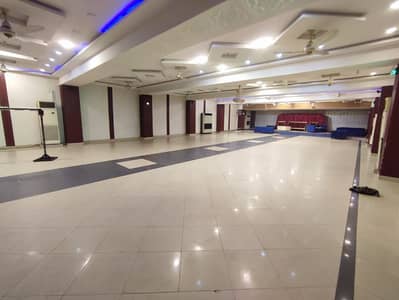 14000 sqft building available for rent