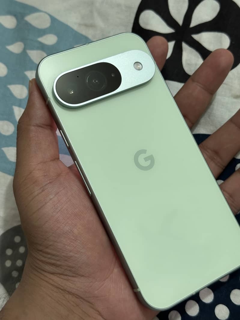 Google Pixel 9 12/128 0