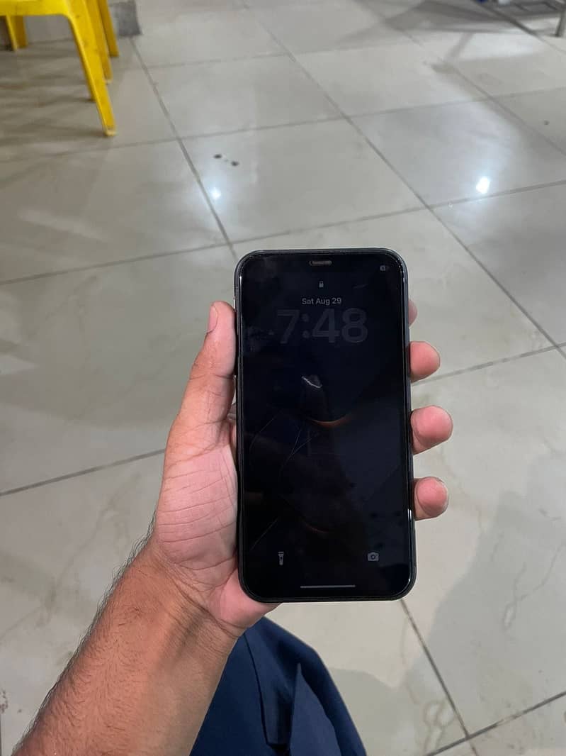 Apple iPhone 11 1