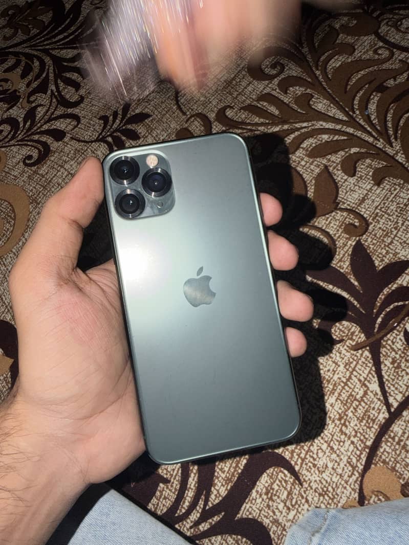 Apple iPhone 11 Pro 1
