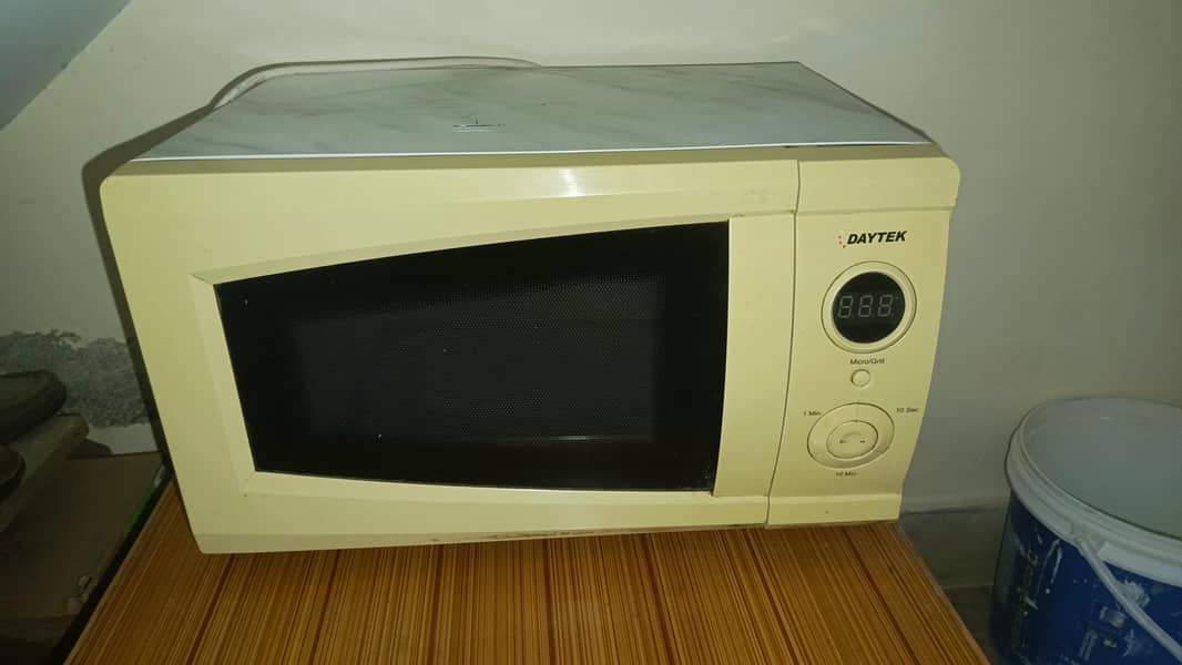 Microweave oven 0