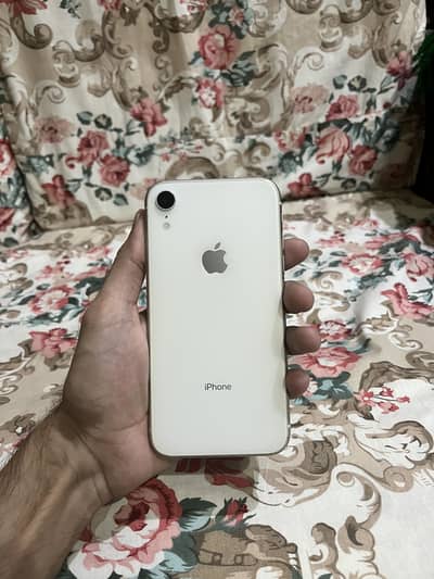 Apple iPhone XR Non Pta 128GB White Colour