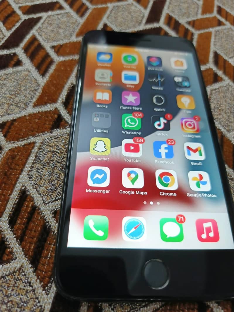 Apple iPhone 7 Plus 4