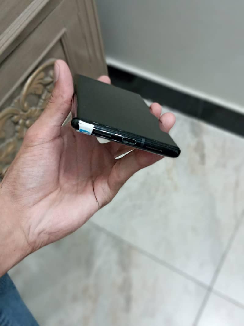 Google Pixel 6 Pro 2