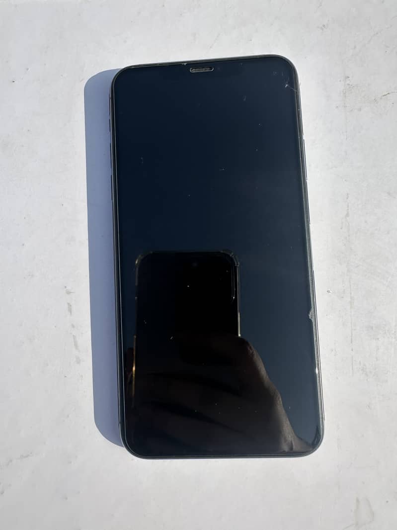 Apple iPhone 11 Pro Max 2