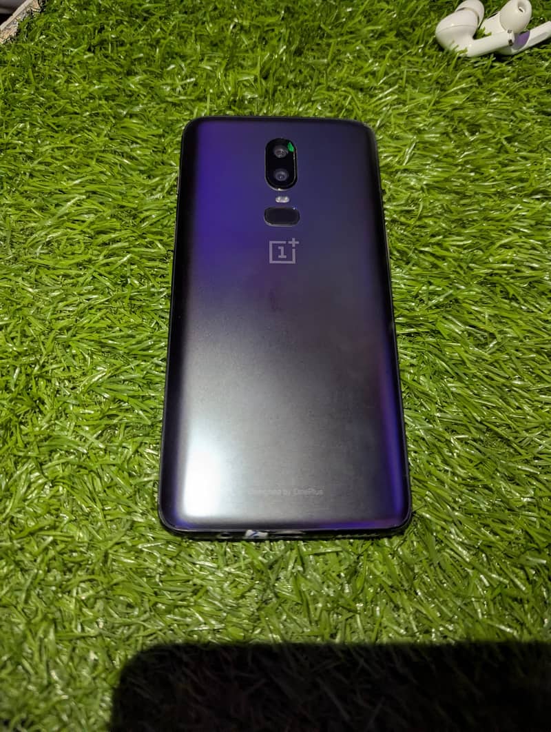 One Plus 6 0