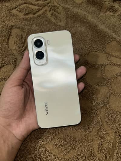 Vivo Y500