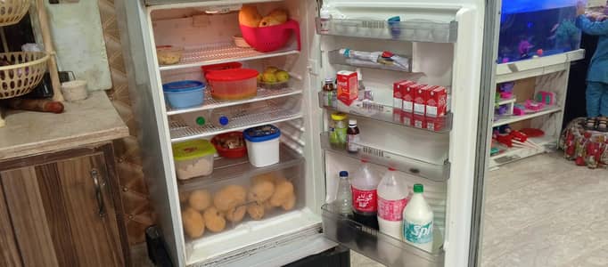 Dawalance fridge for sale