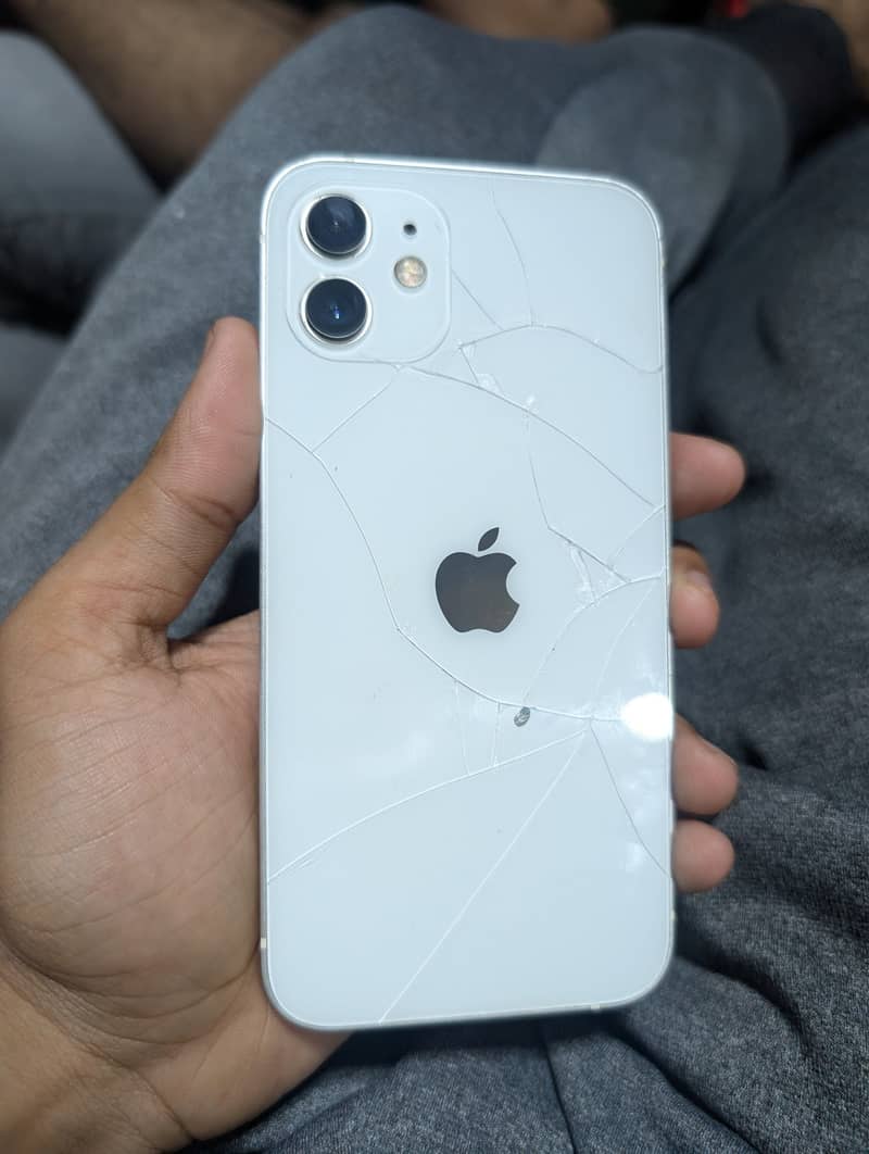 Apple iPhone 12 2