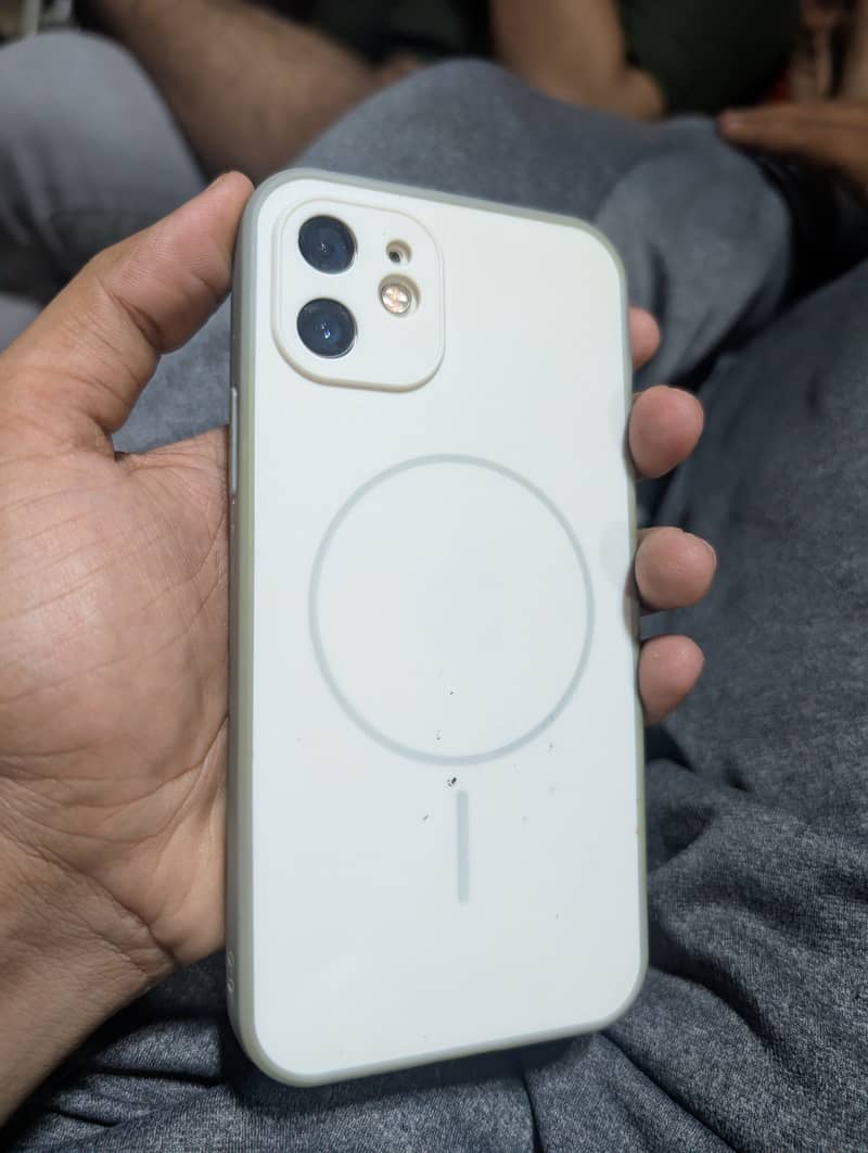 Apple iPhone 12 3