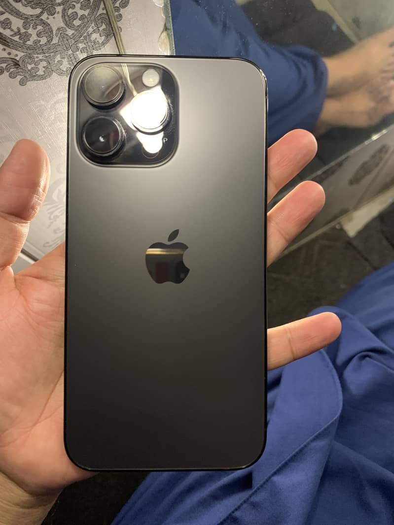 Apple iPhone 14 Pro Max 3