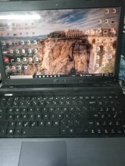 Asus laptop for sale see description
