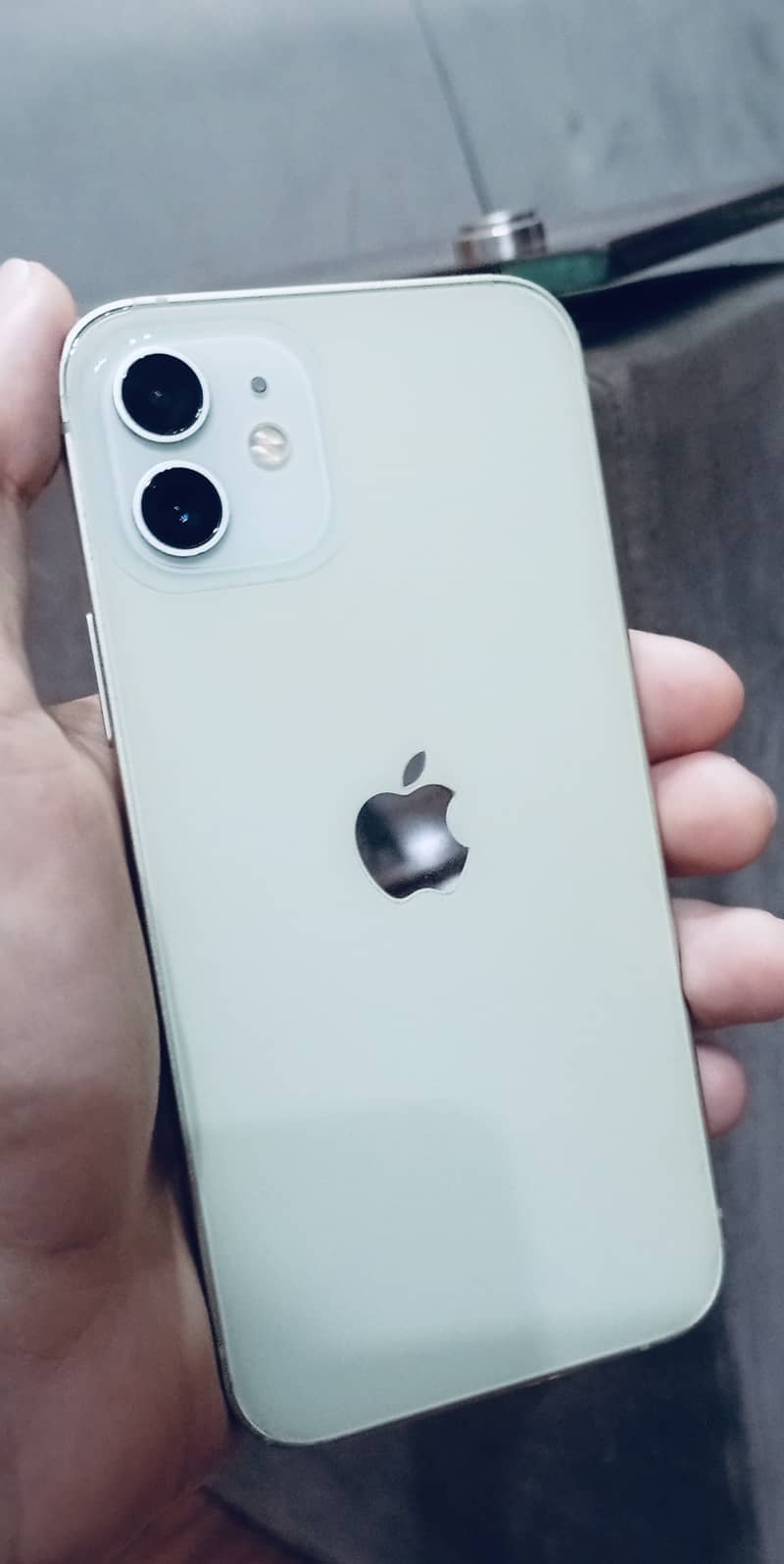 Apple iPhone 12 0