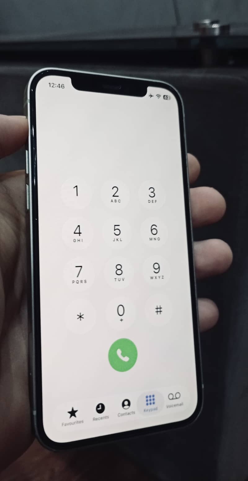 Apple iPhone 12 1