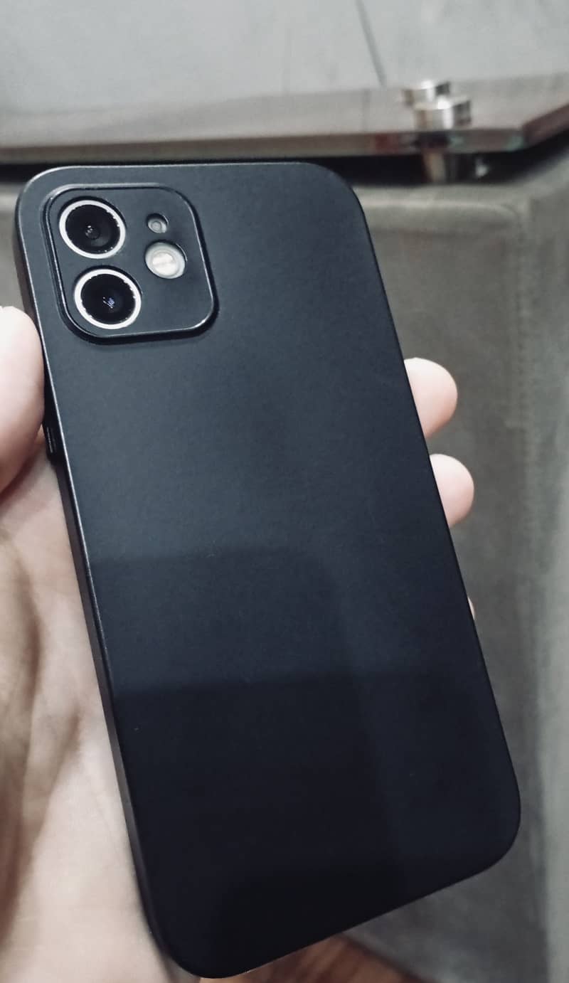 Apple iPhone 12 2