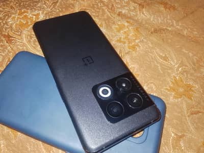 One Plus 10 Pro 5G