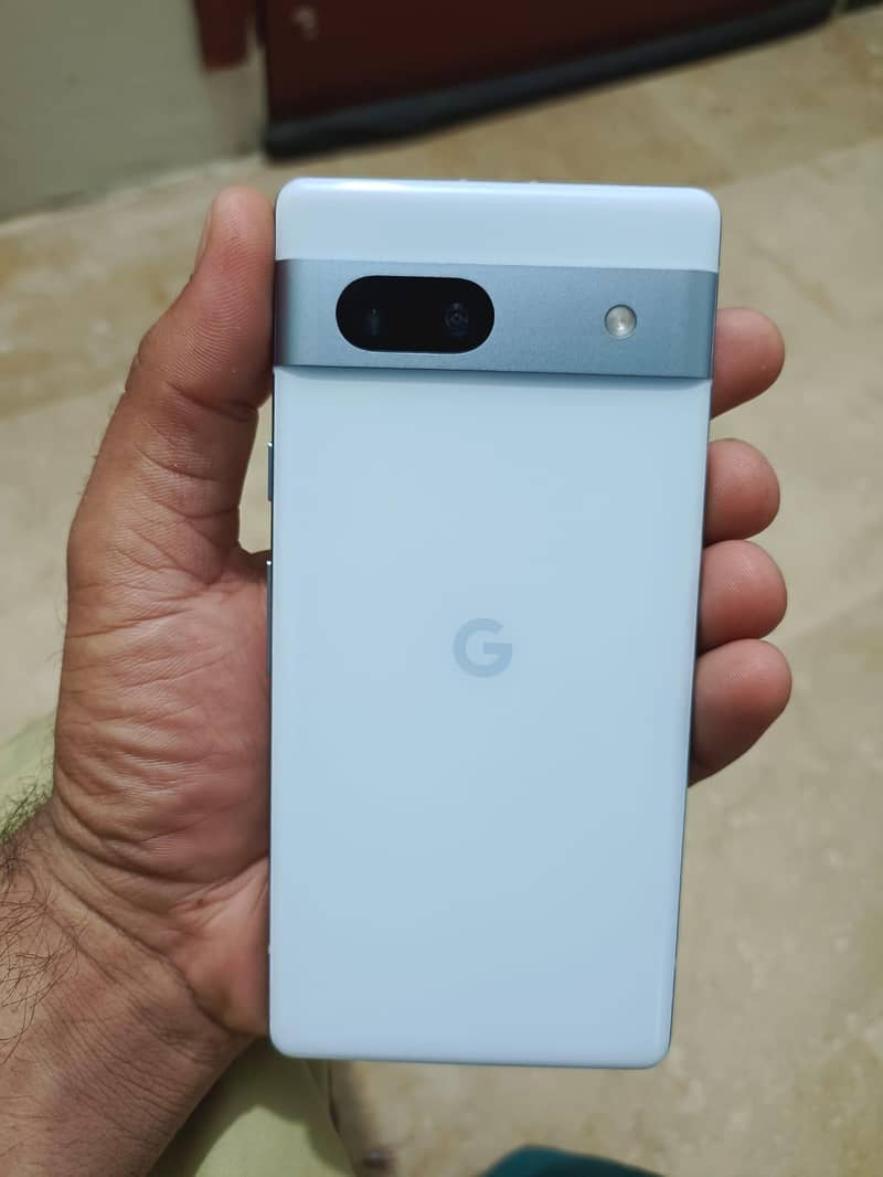 Google Pixel 7a 4