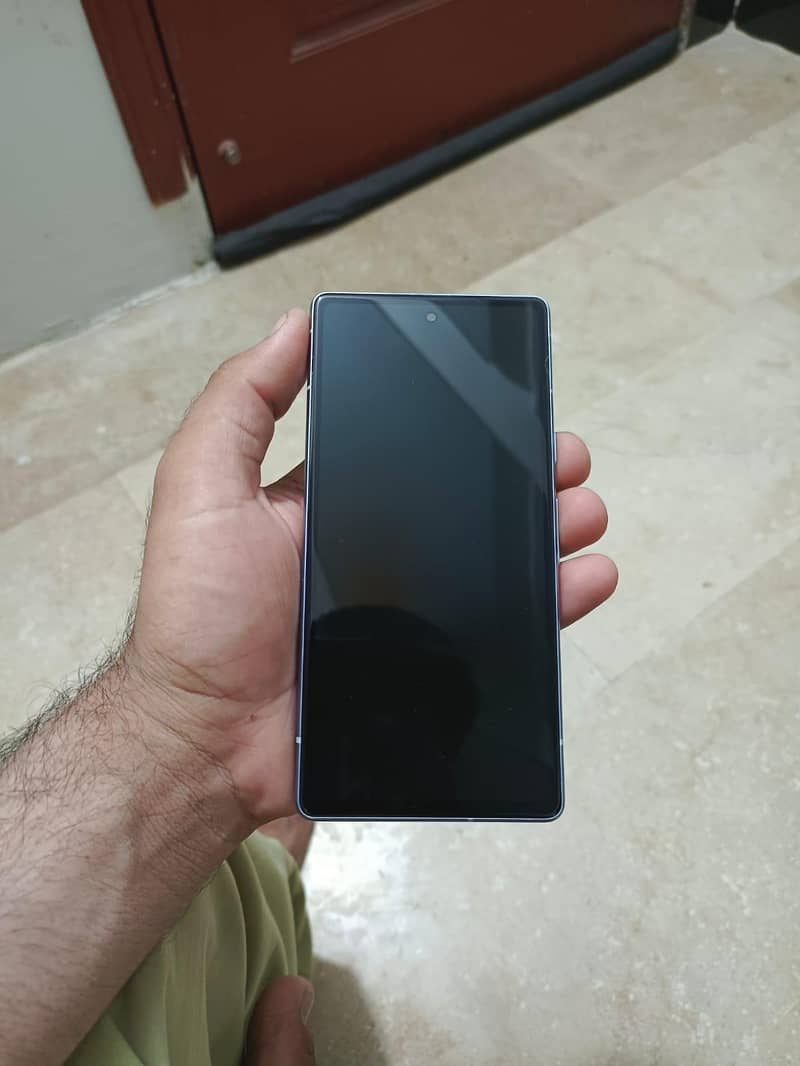 Google Pixel 7a 5