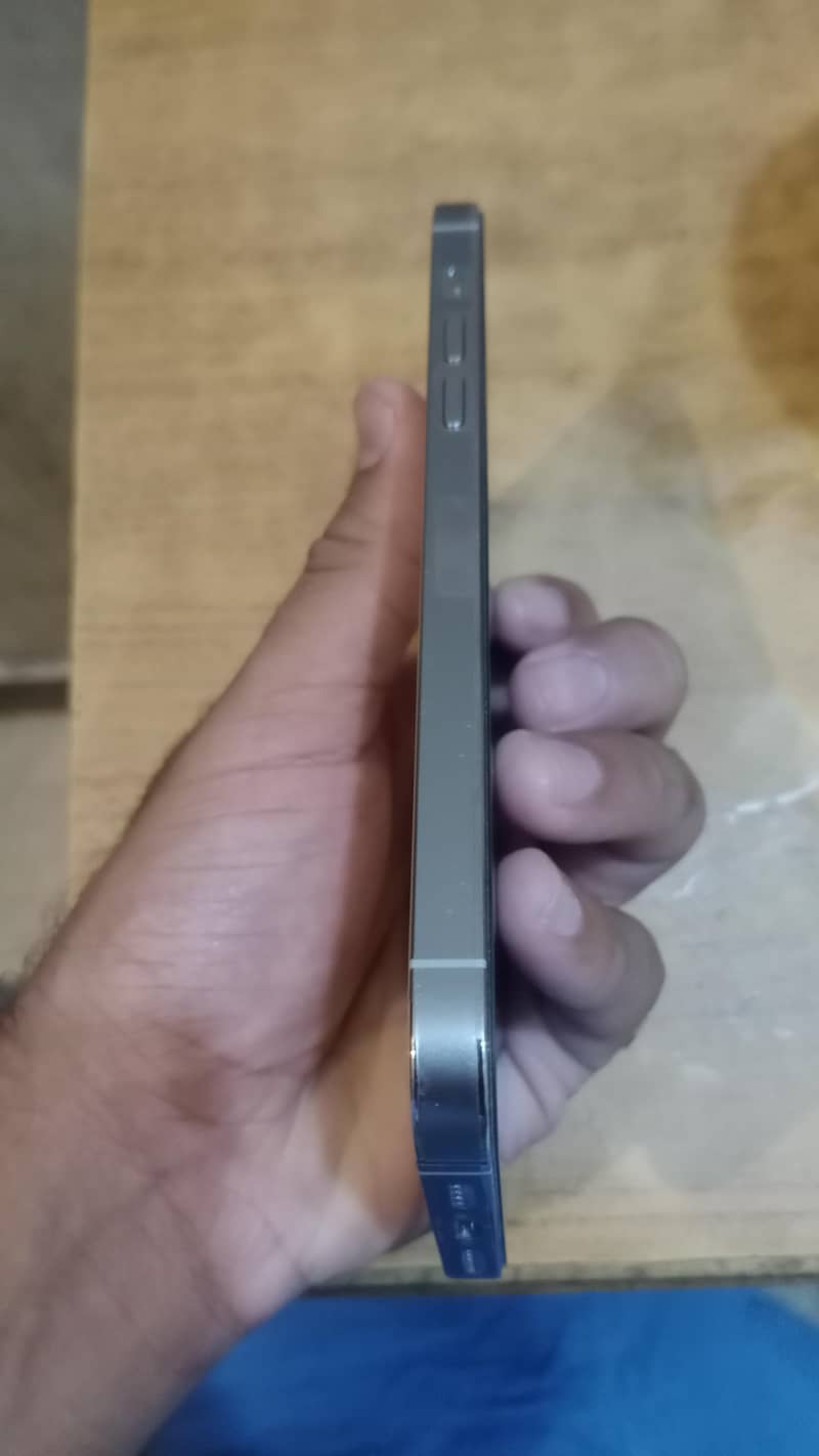 Apple iPhone 14 Pro Max 3