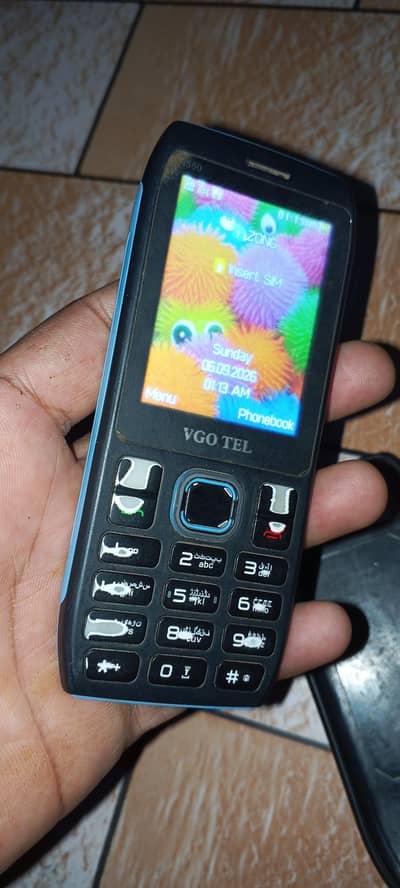 vgo tel i550 new hai box bacho ne phar dia sirf mobile hai