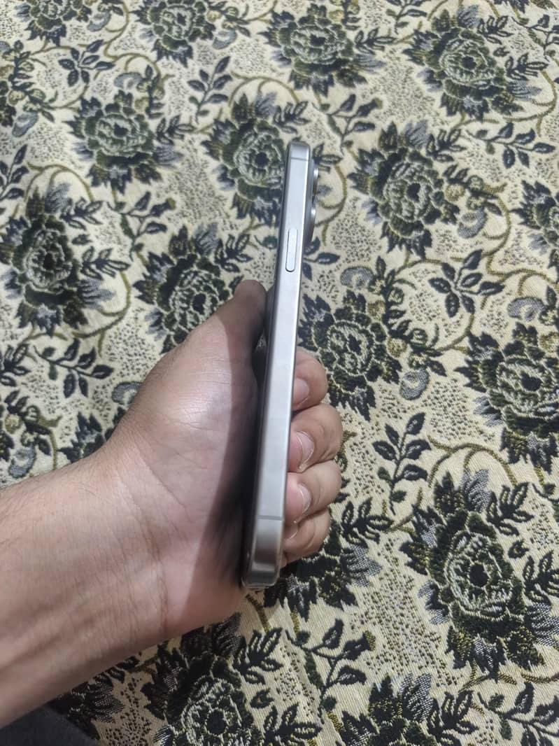 iPhone 15 Pro Max 10/10 1
