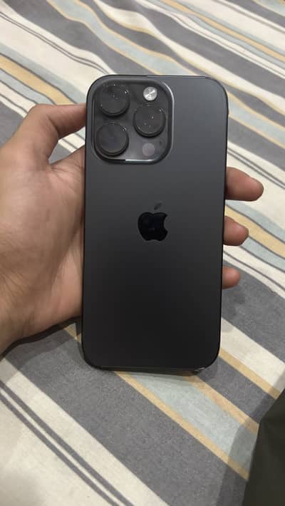 Apple iPhone 16 Pro