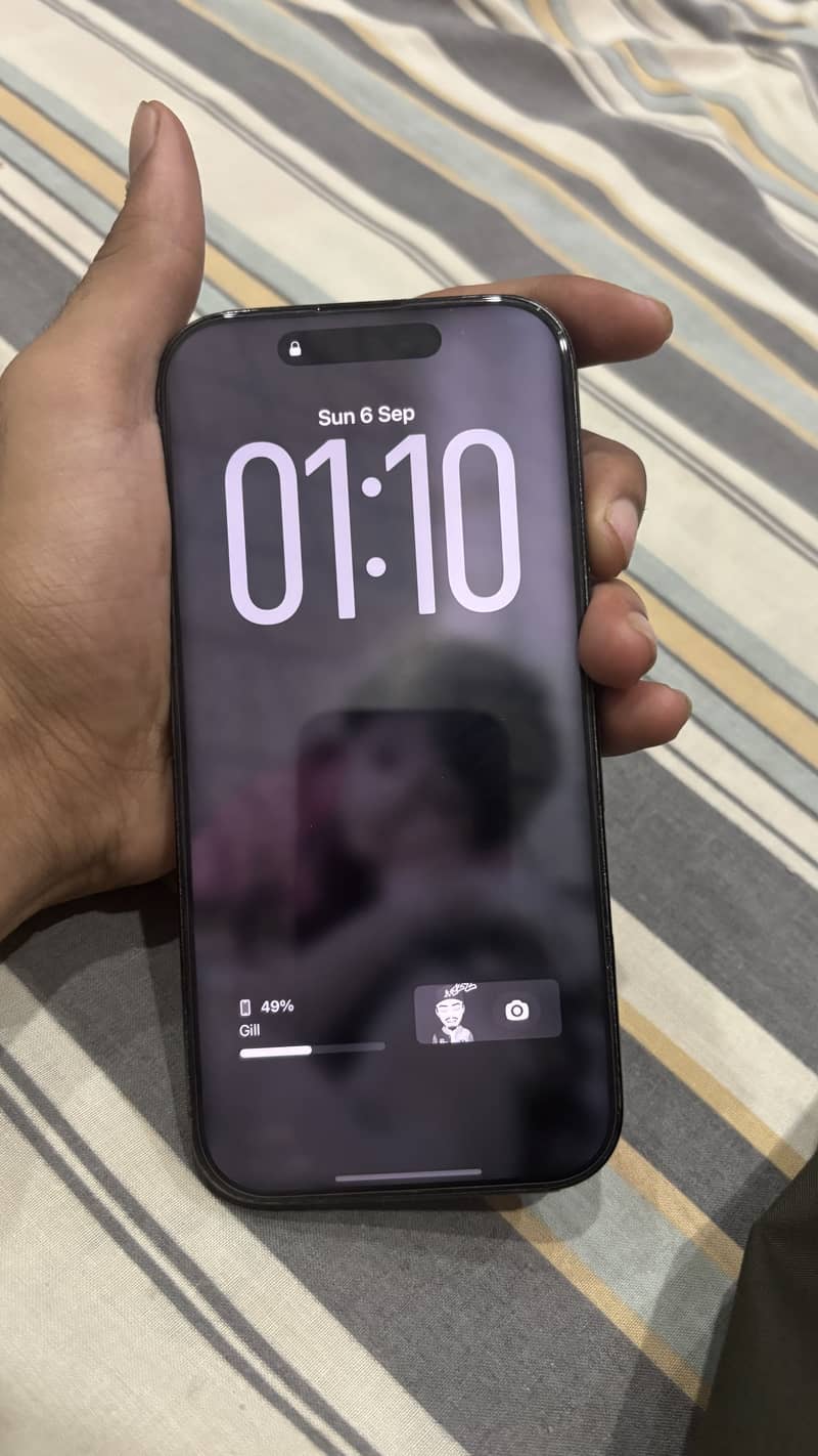 Apple iPhone 16 Pro 3