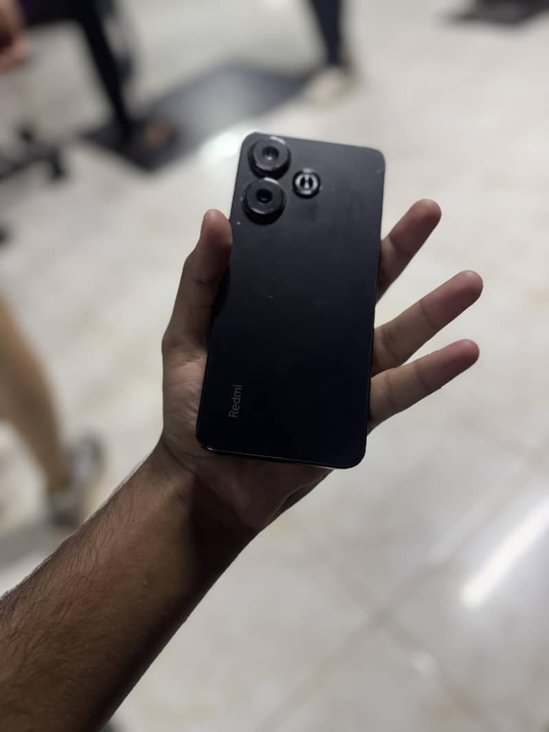 Xiaomi Redmi 13 1